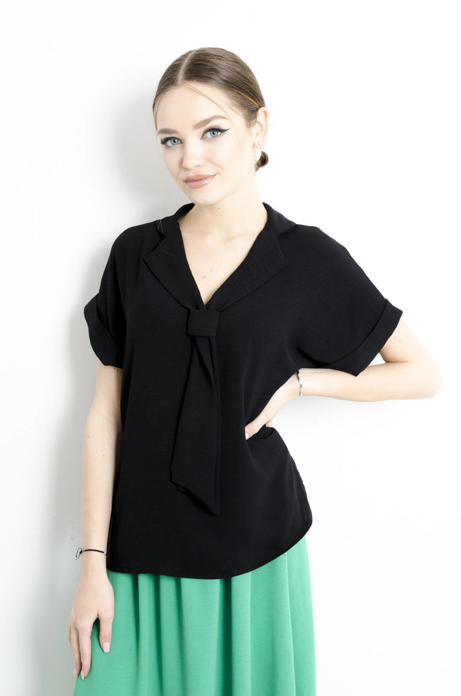 BLUZKA Z WIĄZANIEM CZARNA