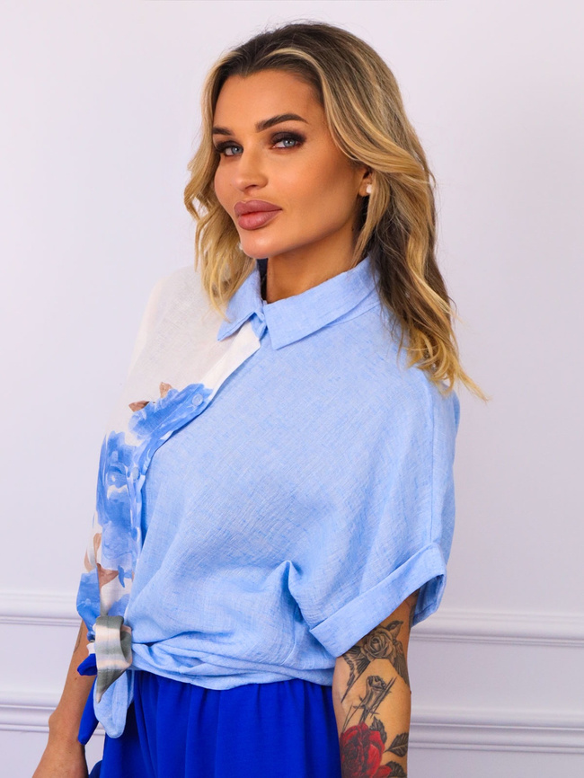 KOSZULA OVERSIZE Z KWIECISTYM NADRUKIEM- NIEBIESKA