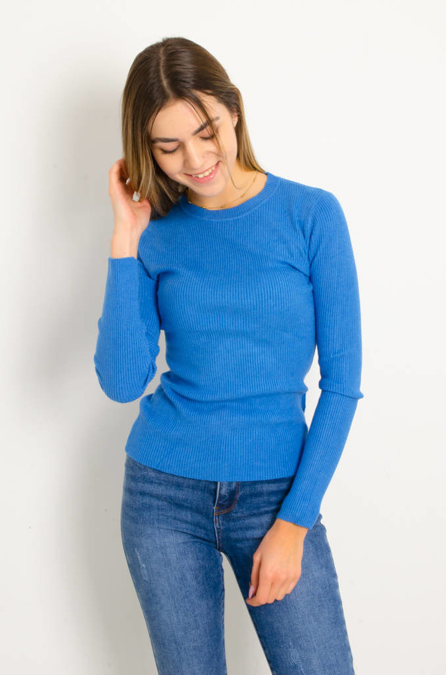 NIEBIESKI PRĄŻKOWANY SWETER