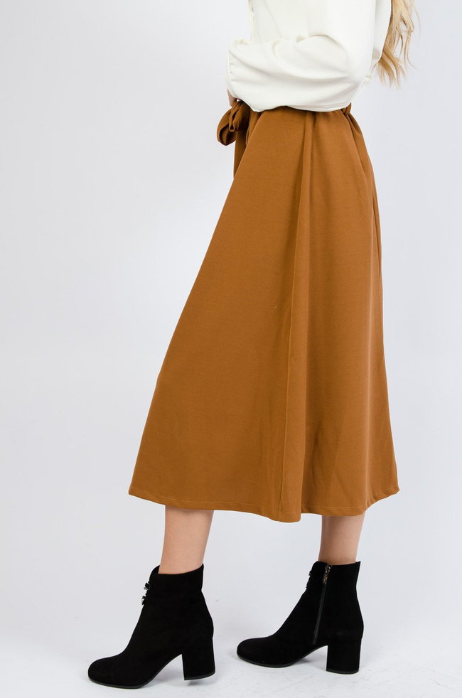 Brązowa plisowana spódnica midi 