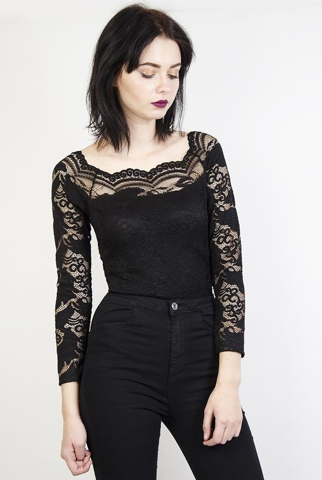 Koronkowe, czarne body z szerokim dekoltem