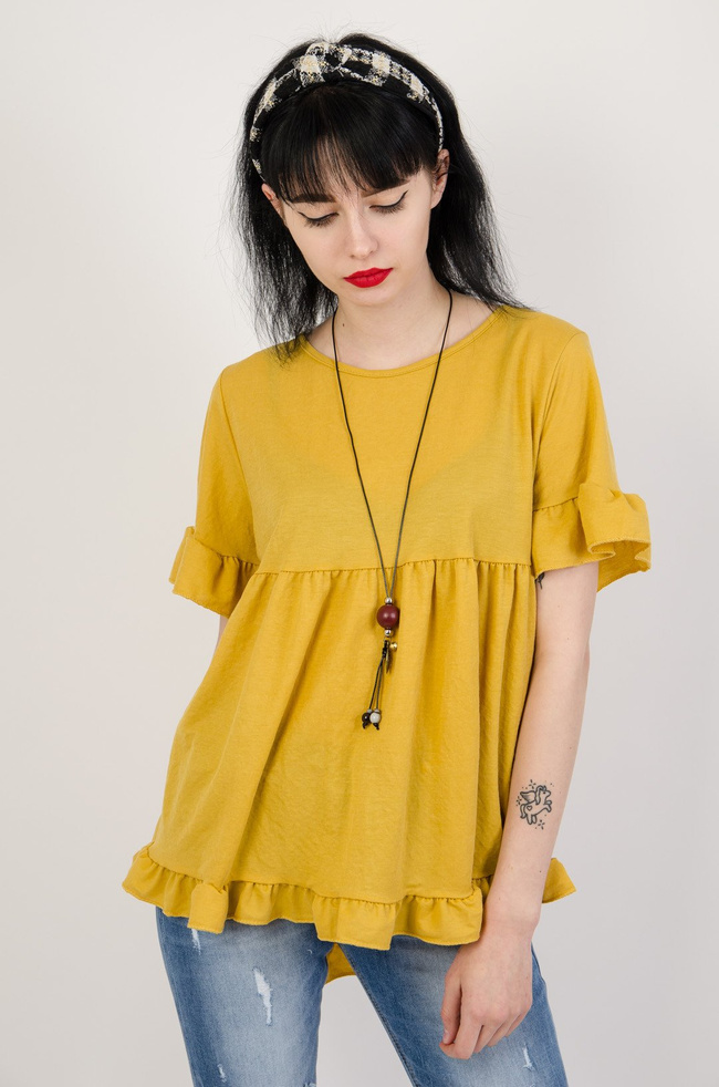 Żółta bluzka z rozkloszowanym dołem