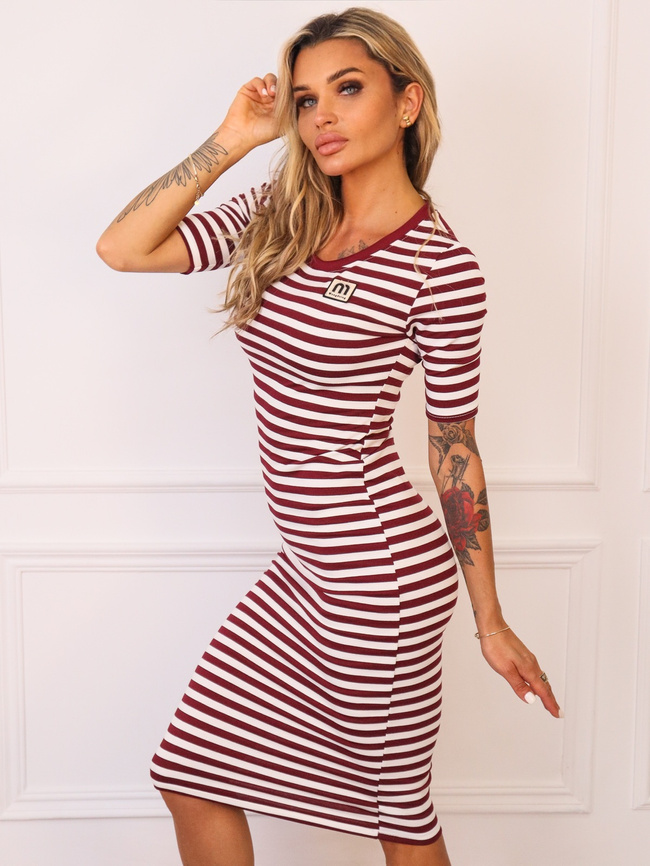 SUKIENKA MIDI W PASKI Z OZDOBNĄ NASZYWKĄ- BORDOWA