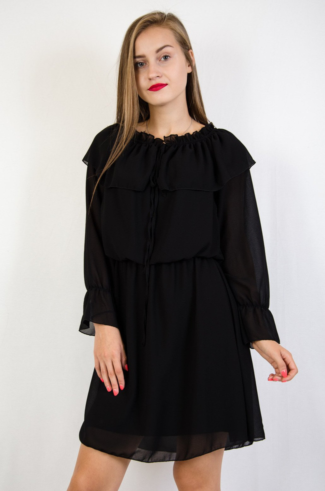 Czarna sukienka na długi rękaw z gumą w dekolcie