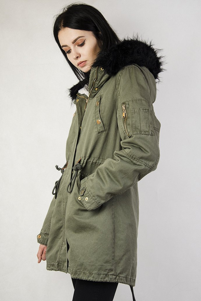 Khaki kurtka parka z czarnym futerkiem