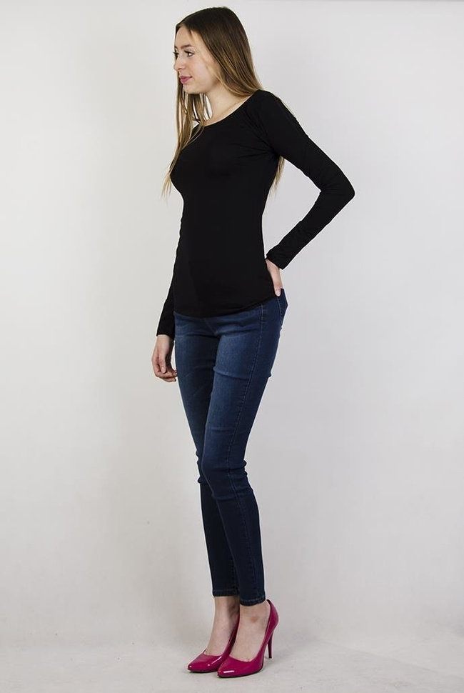 Czarna bluzka typu basic z wycięciem na plecach