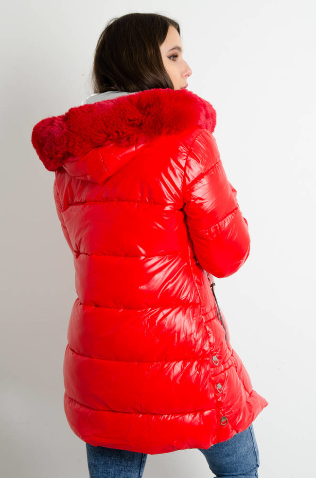 CZERWONA PIKOWANA KURTKA Z KAPTUREM