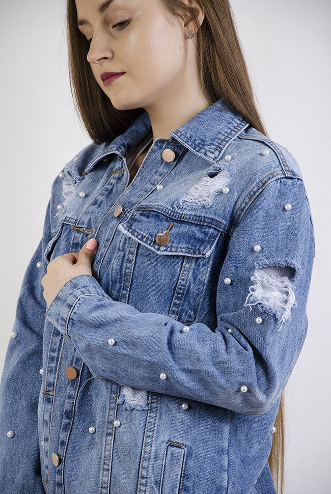 Kurtka jeansowa z perełkami