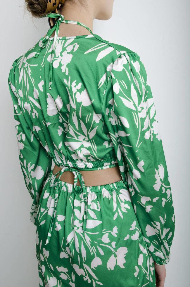 SUKIENKA ZIELONA W KWIATY Z WYCIĘCIEM