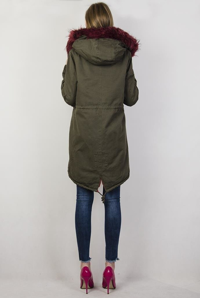 Kurtka khaki typu parka z bordowym futerkiem