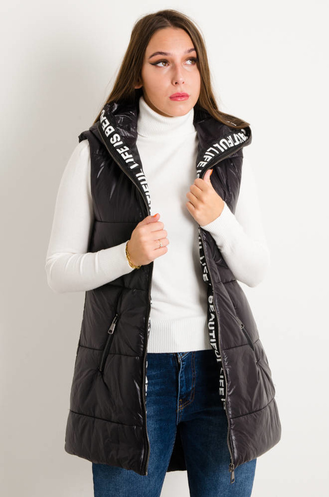 DŁUGA ASYMETRYCZNA KAMIZELKA Z OZDOBNYM PASEM- CZARNA