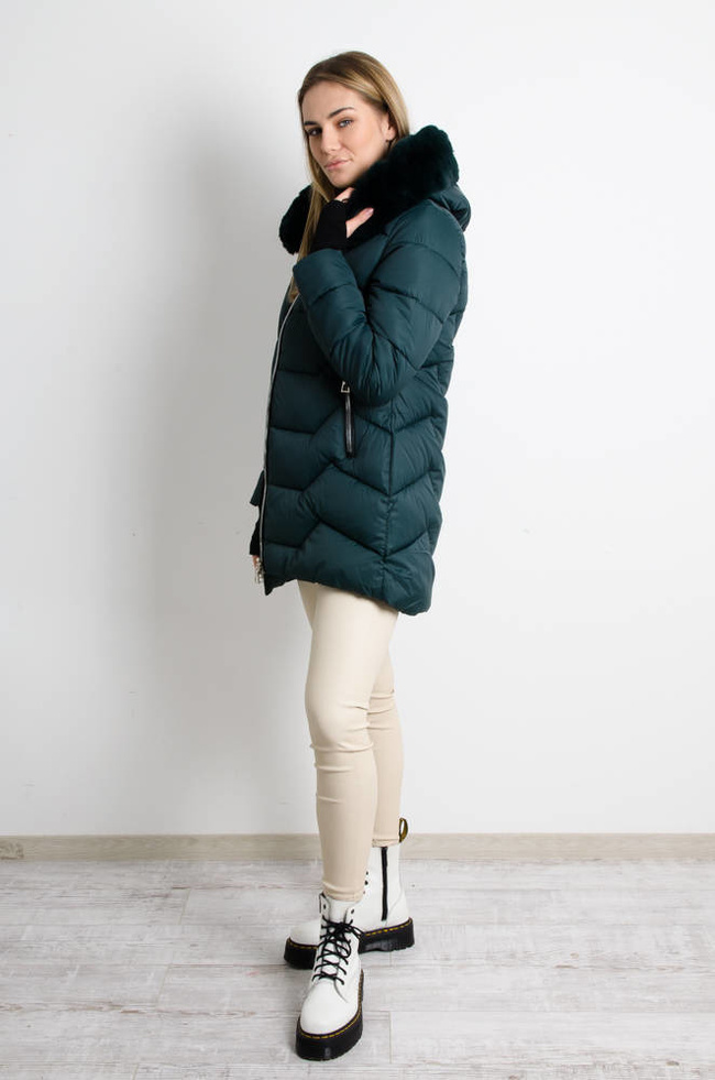 ZIELONA MATOWA KURTKA Z FUTERKIEM PRZY KAPTURZE