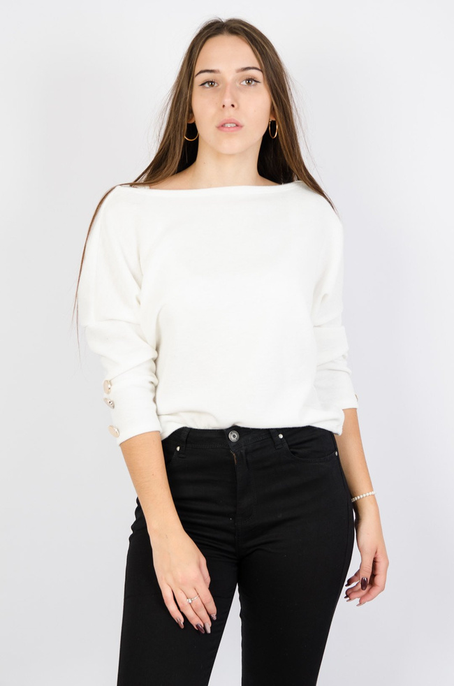 Biała bluzka z lejącym dekoltem