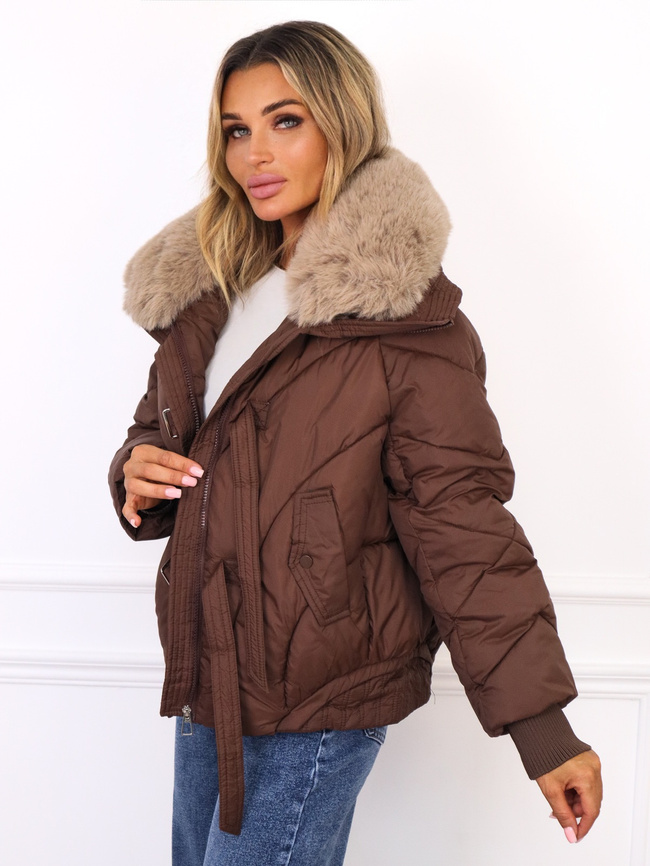 KURTKA Z FUTERKIEM NA KOŁNIERZU- CZEKOLADOWA
