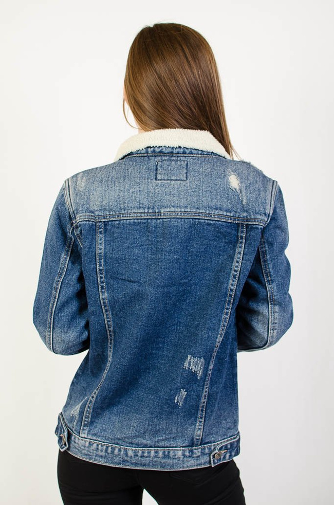 Ciemna kurtka jeansowa z kożuchem 