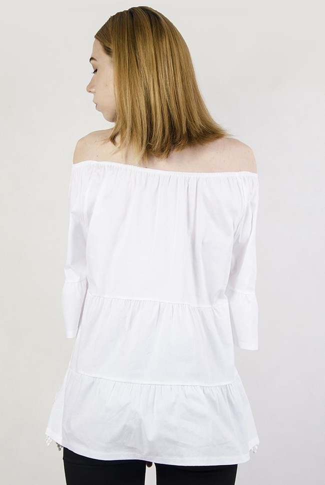 Biała bluzka koszulowa z haftami