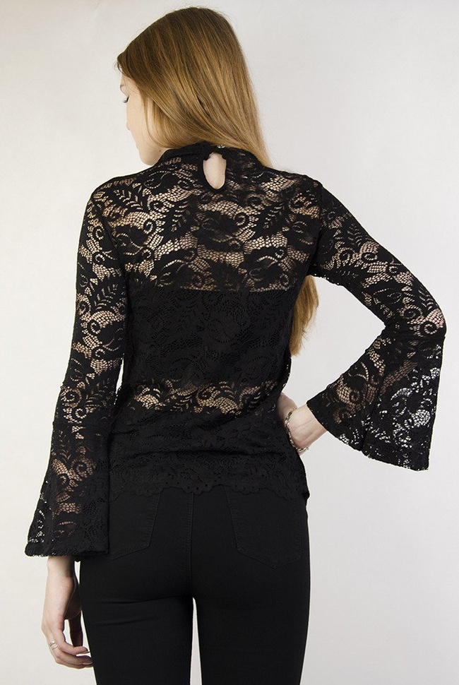 Czarna koronkowa bluzka z rozszerzanymi rękawami