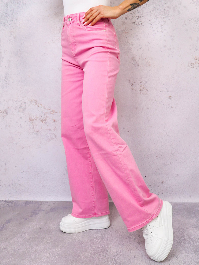 JASNO RÓŻOWE SPODNIE JEANSOWE Z SZEROKIMI NOGAWKAMI 