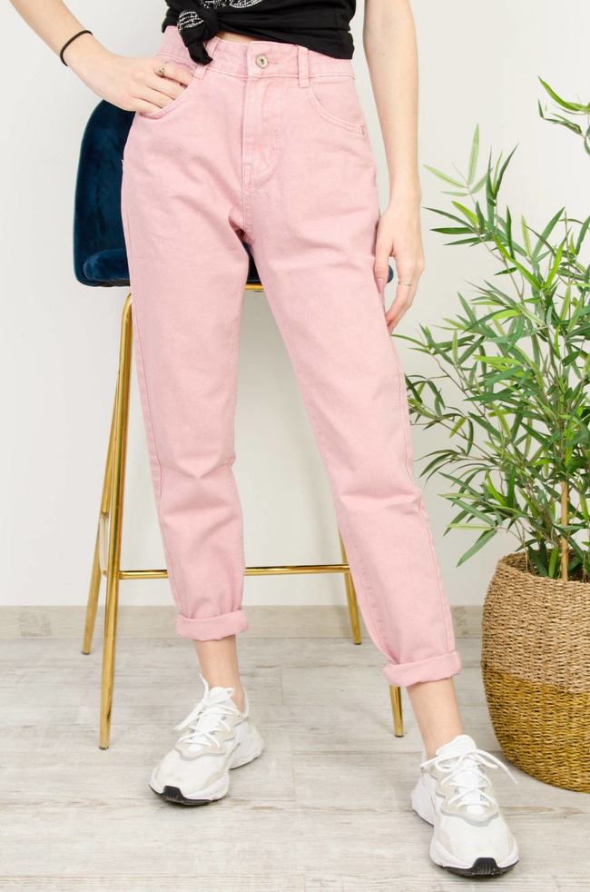 RÓŻOWE SPODNIE JEANSOWE MOM FIT-WYSOKI STAN
