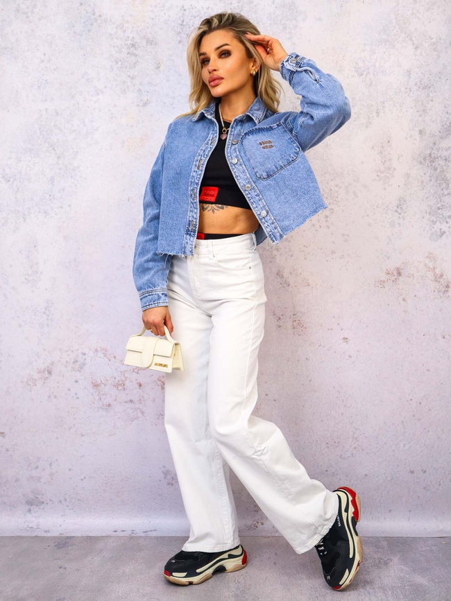 KRÓTKA KURTKA JEANSOWA Z SUROWYM ZAKOŃCZENIEM