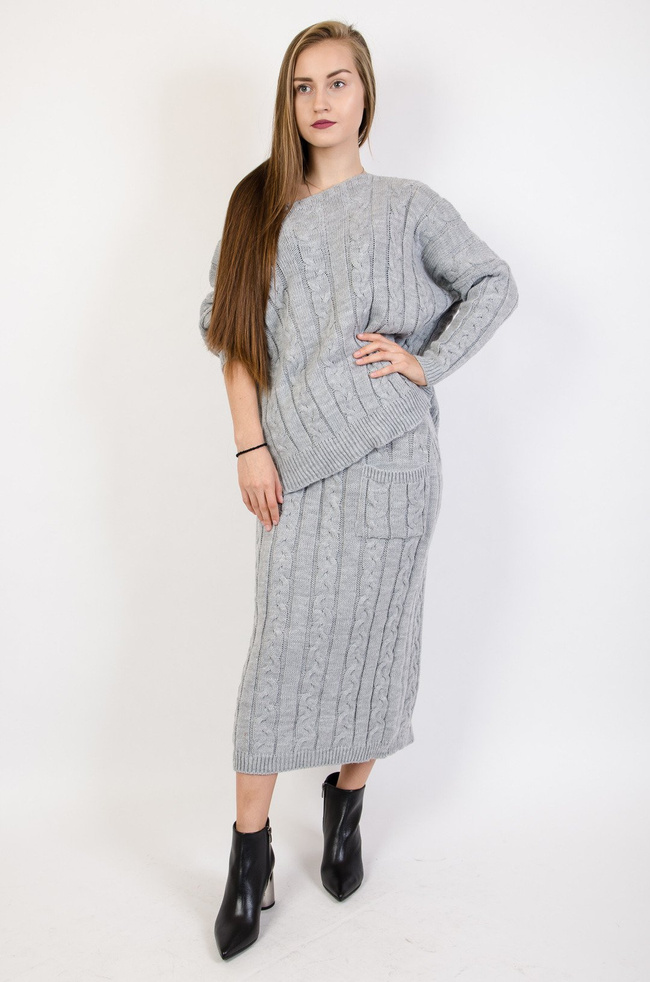Szary komplet spódnica + sweter