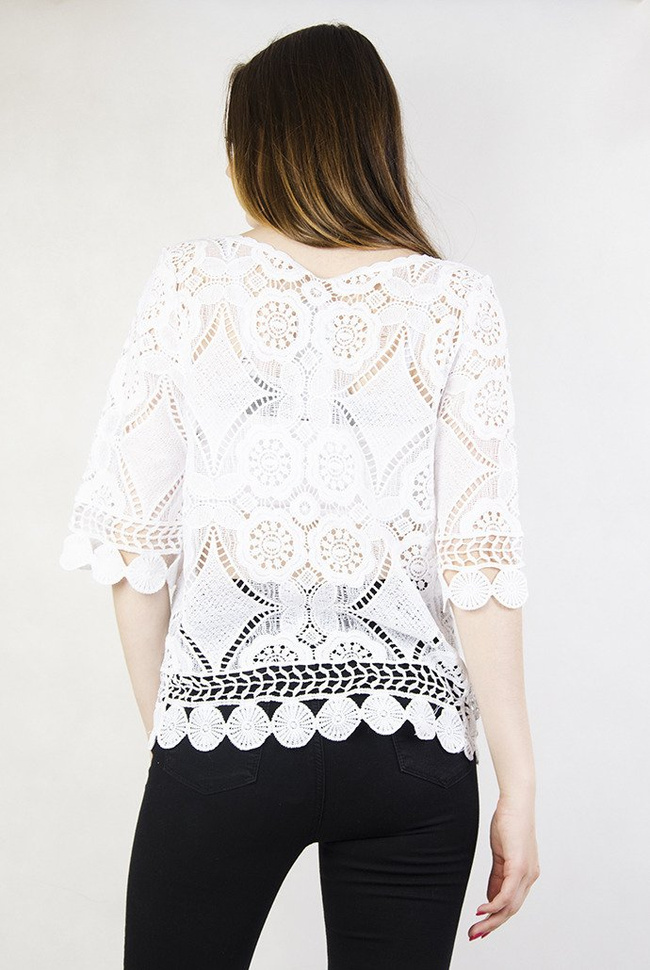 Biała bluzka ażurowa