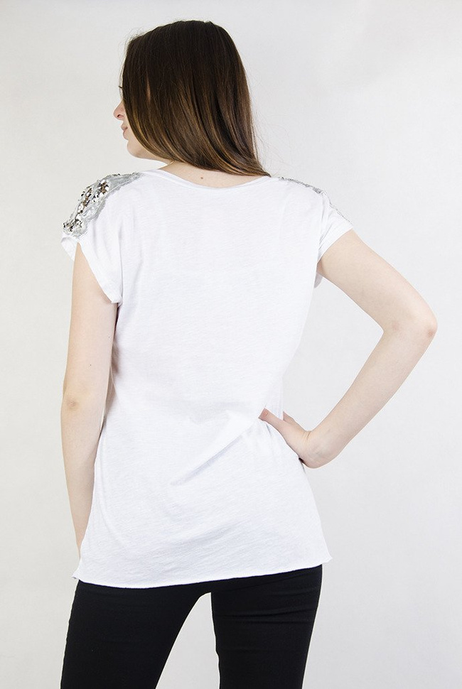 Biała bluzka dziurkowana, z cekinami