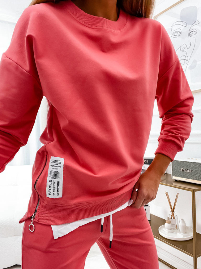 KOMPLET DRESOWY Z OZDOBNYMI NASZYWKAMI- KORALOWY