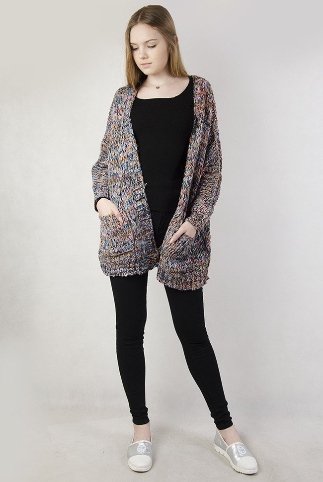 Kolorowy sweter narzuta z kieszeniami