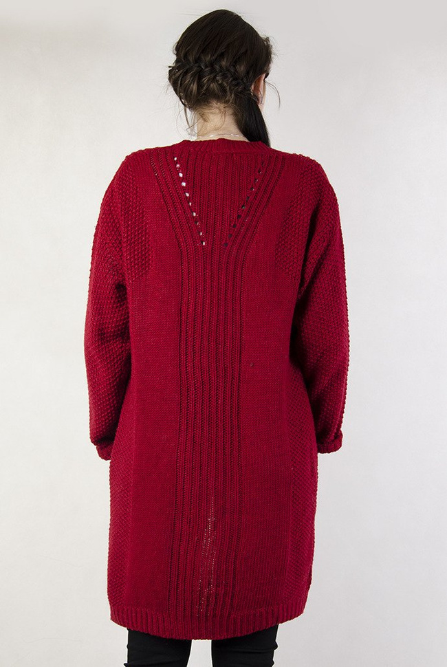 Długi czerwony sweter z kieszeniami