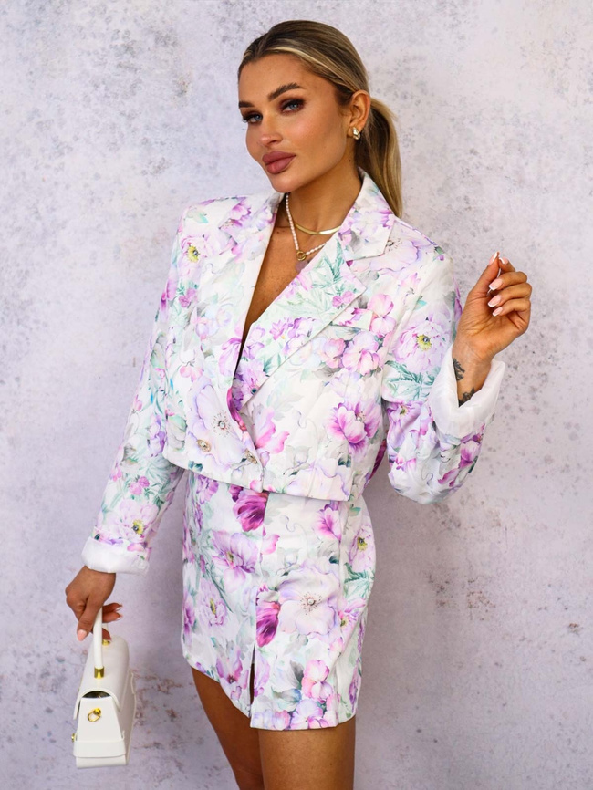 KOMPLET W FIOLETOWE KWIATY MARYNARKA+ SPÓDNICO-SPODENKI- BIAŁY