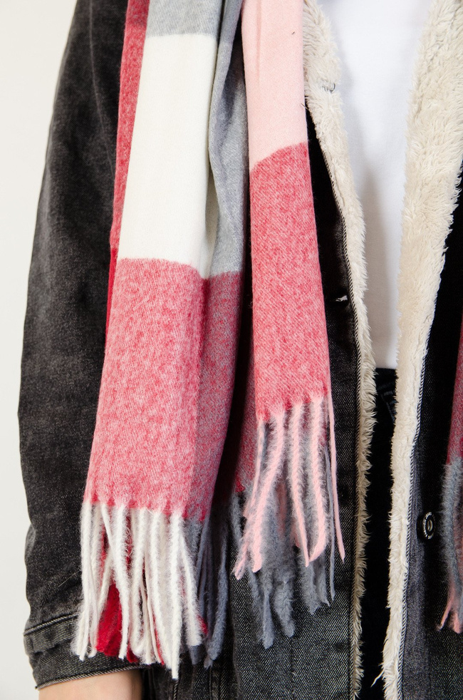 Bordowo-szaro-różowy szal w kratę 