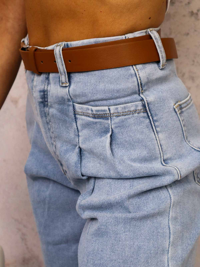 SPODNIE JEANSOWE Z PRZESZYCIAMI PRZY KIESZENIACH+ PASEK