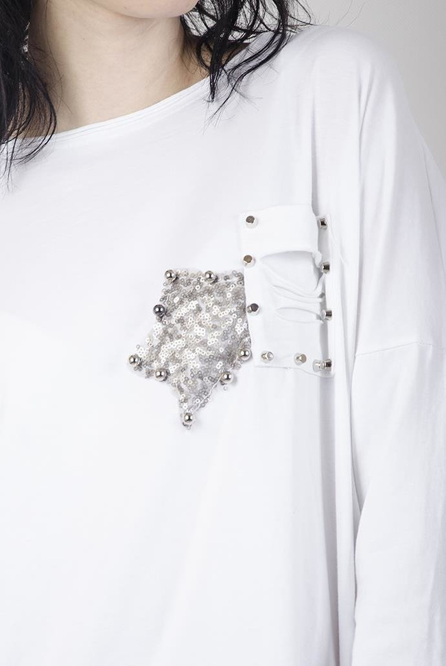 Biała bluzka z gwiazdą