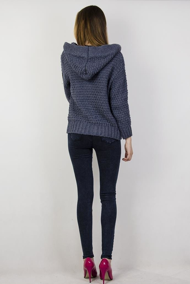 Granatowy sweter z kapturem, zapinany na 3 guziki