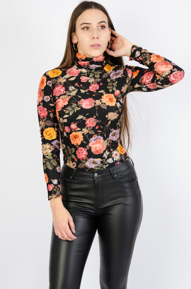 CZARNA BLUZKA Z GOLFEM W KWIATY