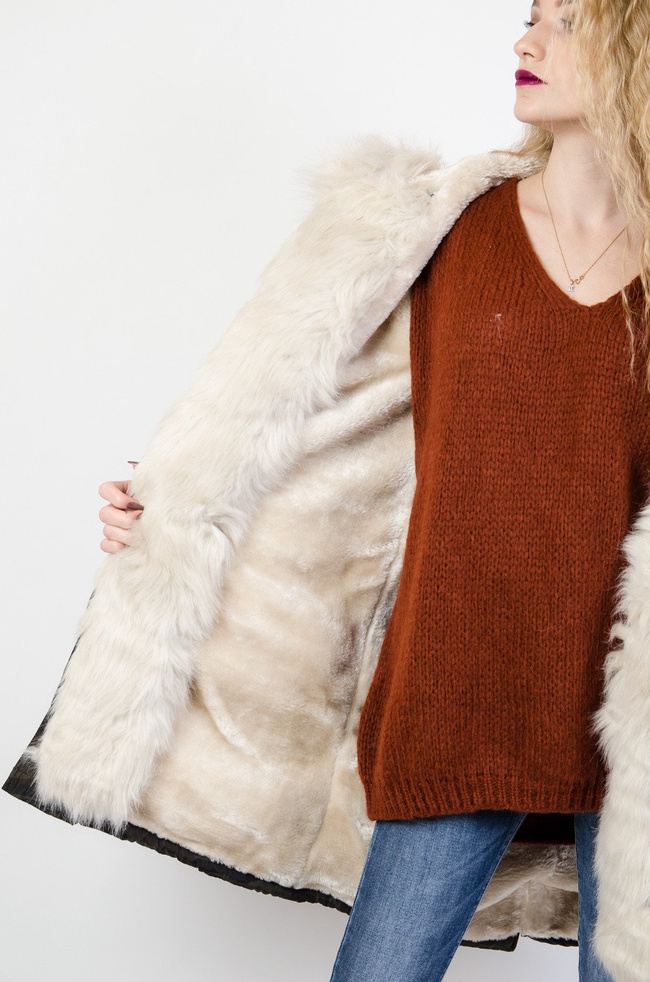 Kurtka moro ocieplana z futerkiem