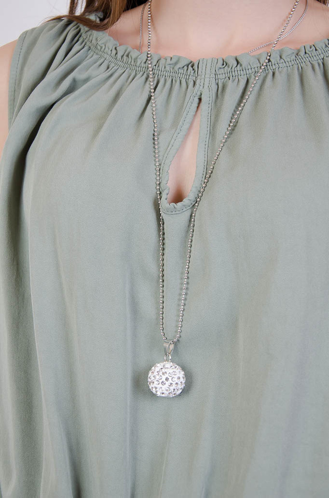 ZIELONA LUŹNA SUKIENKA Z GUMĄ W PASIE + WISIOREK