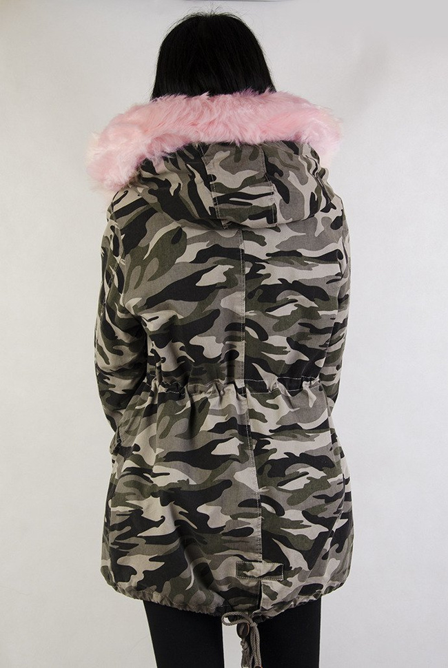 Ocieplana kurtka moro z różowym futerkiem