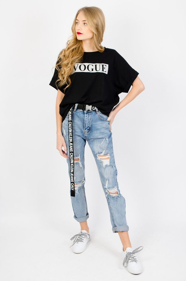 CZARNY T-SHIRT Z NAPISEM Z WYCIĘCIEM NA PLECACH