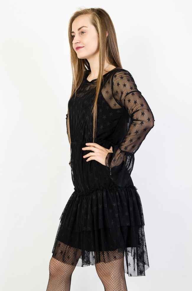 Czarna siateczkowa sukienka w gwiazdki