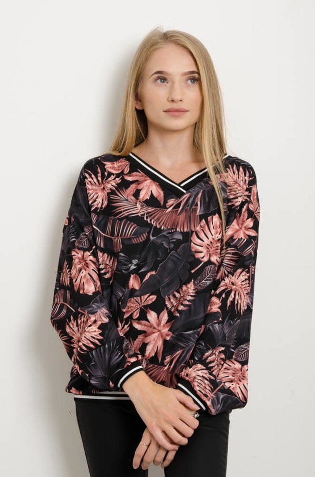 CZARNA BLUZKA W LIŚCIE Z DEKOLTEM W SZPIC