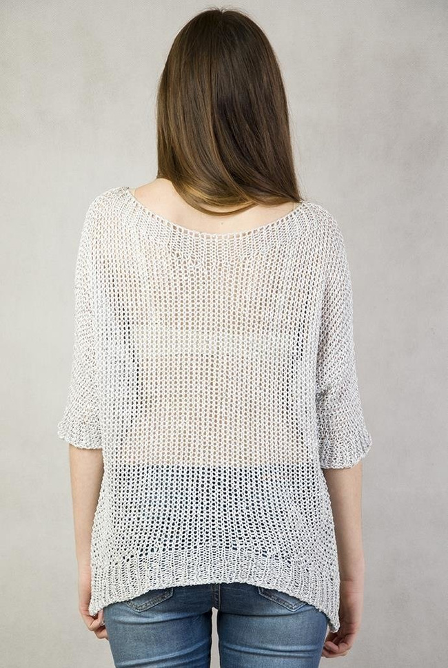 Szary sweterek na krótki rękaw z cekinami