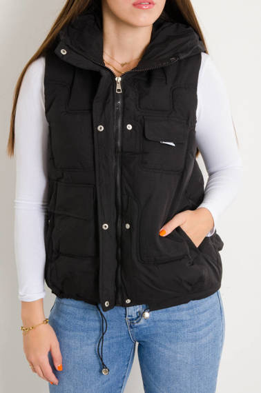 CZARNA KAMIZELKA Z KAPTUREM