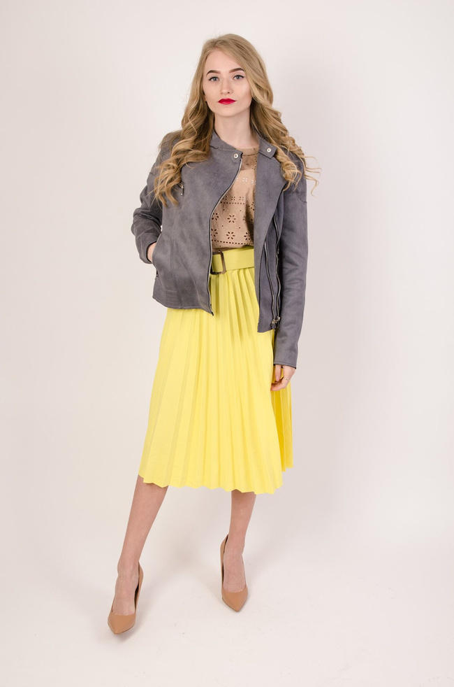 Szara zamszowa kurtka ramoneska