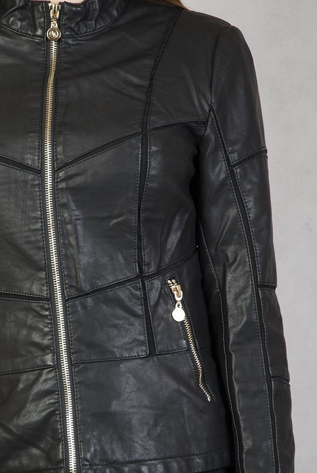 Kurtka w stylu "ramoneska"