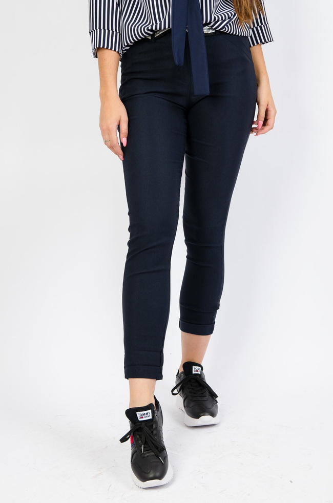 Spodnie cygaretki z paskiem