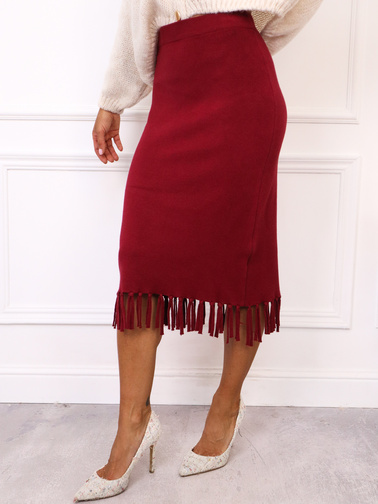 DZIANINOWA SPÓDNICA MIDI ZAKOŃCZONA FRĘDZLAMI-BORDOWA