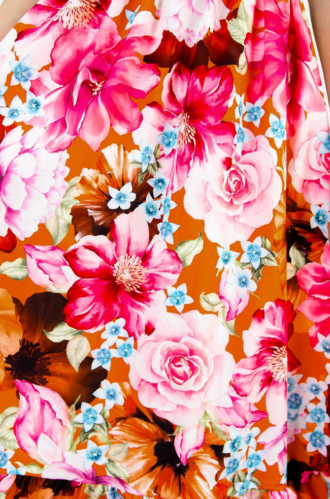 DŁUGA KOLOROWA SUKIENKA Z BUFIASTYMI RĘKAWAMI