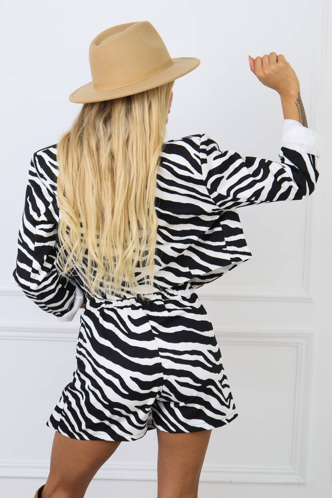 KOMPLET W ZEBRĘ MARYNARKA + SPÓDNICO SPODENKI